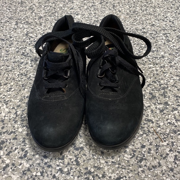 SAS GENUINE  LEATHER Size 8 Medium - Picture 2 of 8